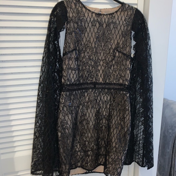 Dress - Picture 3 of 4